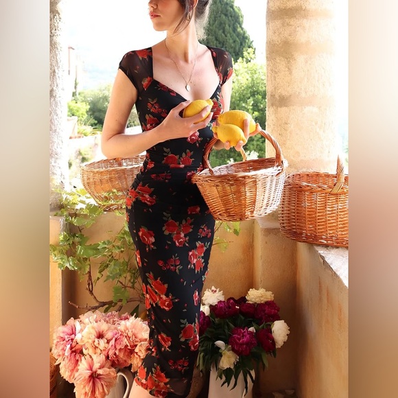 NWT Floral Print Ruched Side Midi Dress size XS - Picture 5 of 5